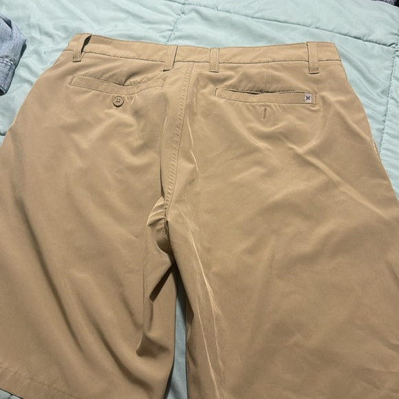 Tan Hurley Shorts - Picture 4 of 4
